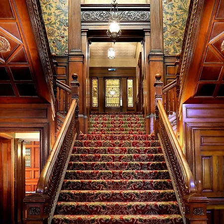 Macdonald Norwood Hall Hotel-3