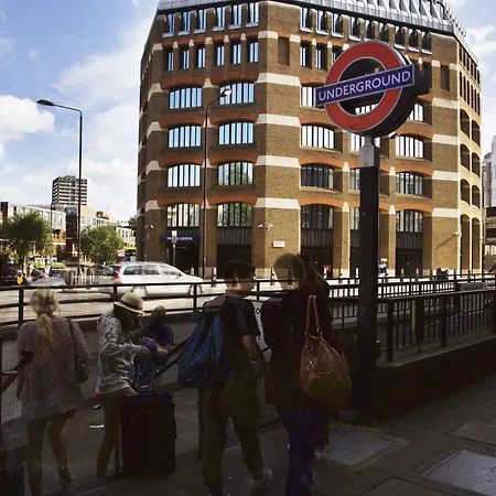Holiday Inn Express London Victoria By Ihg-3