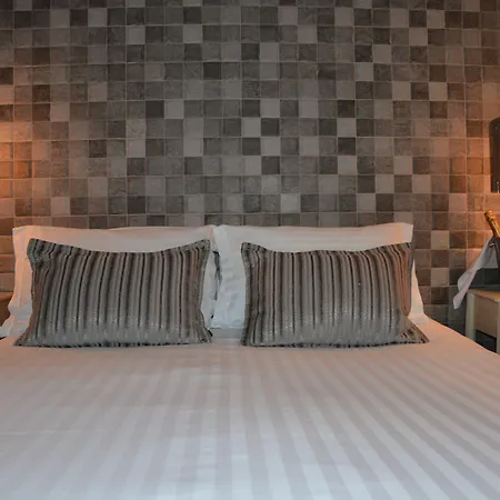 Lakes Hotel & Spa-2