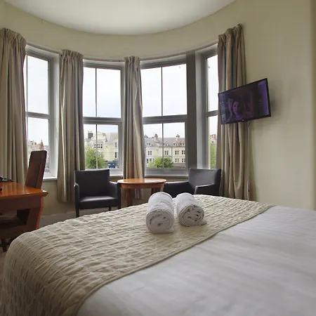 The Broadway Hotel-2