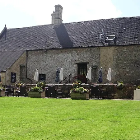 The Colesbourne Inn-3