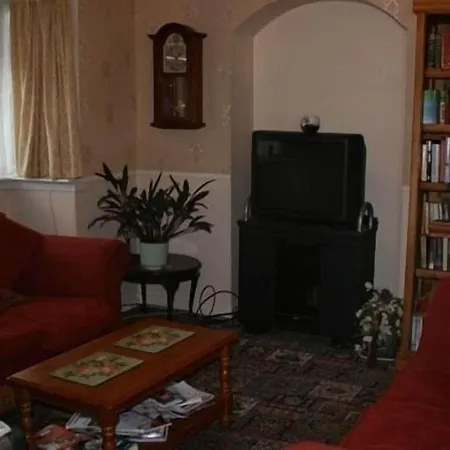 Glenview Guest House-2