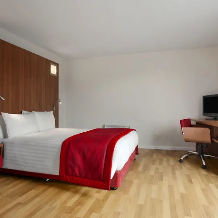Ramada Encore Newcastle-Gateshead-2