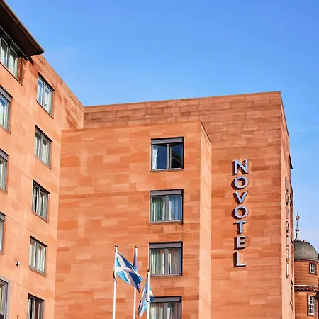 Novotel Edinburgh Centre-3