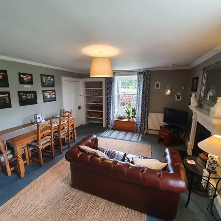 Parkhead House-2