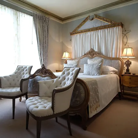 Lypiatt House-3