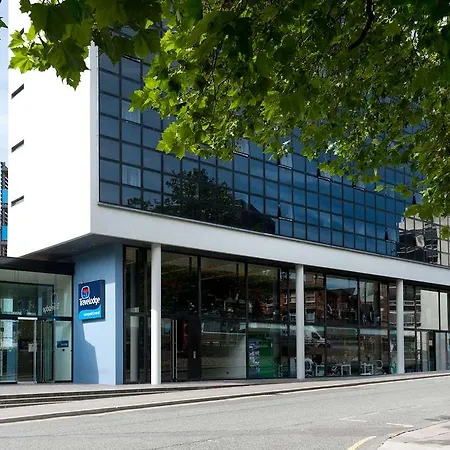 Travelodge Liverpool Central-3