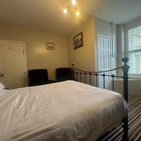 Norfolk Guest House-3