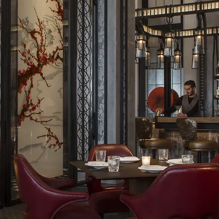 Four Seasons Hotel London At Tower Bridge-3
