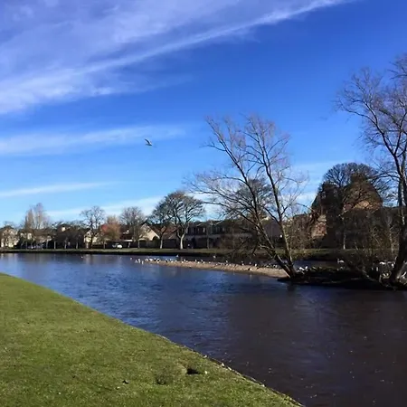 Ravelston House-3