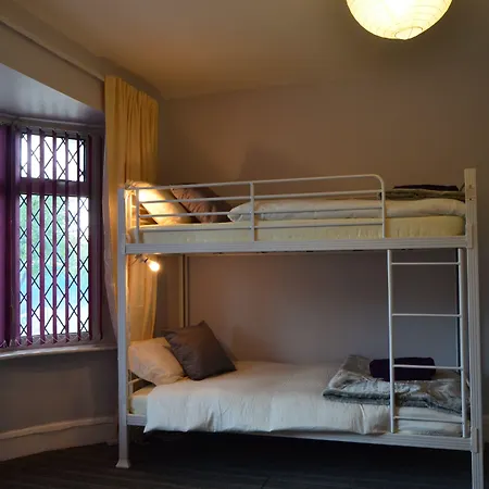 Old Trafford Guest House-3