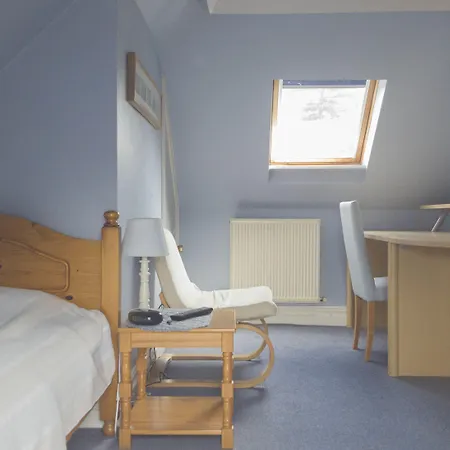 Sandfield Guest House-2