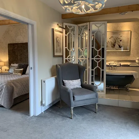 The Wheatsheaf Hotel, Sandbach-3