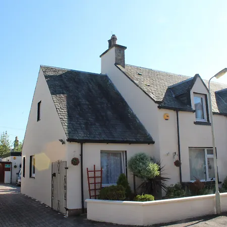 Pitfaranne Guest House-3