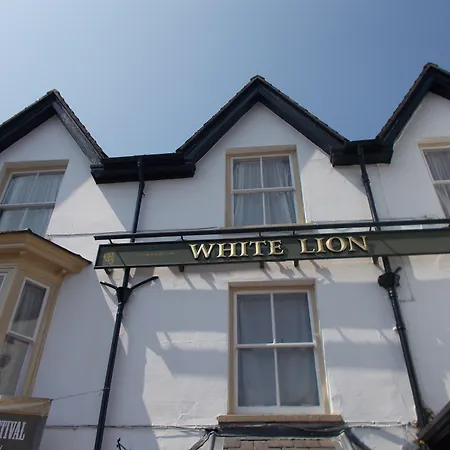 The White Lion Hotel-2