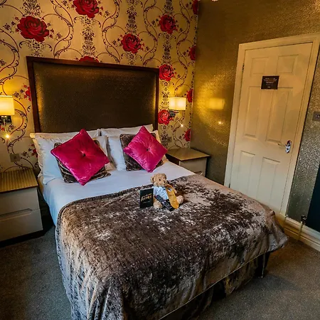 The Cranleigh Boutique-2