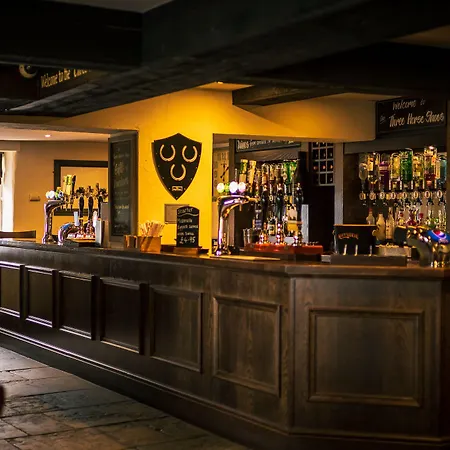 Three Horseshoes Inn-2