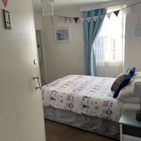 Beachcomber Guesthouse-2