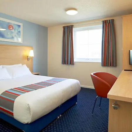 Travelodge Inverness Fairways-3