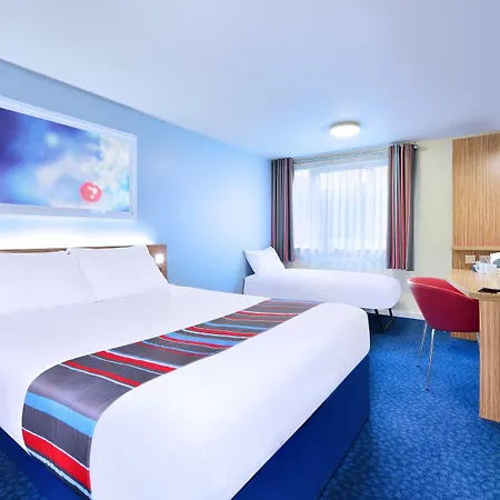 Travelodge Glasgow Braehead Hotel-3