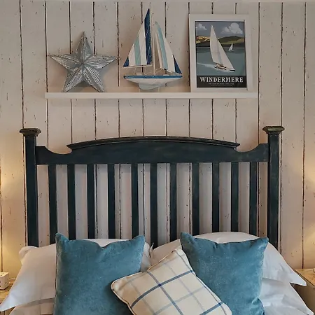Puddle Duck Lodge (Adults Only)-2