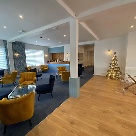 Rooms At Babbacombe-2