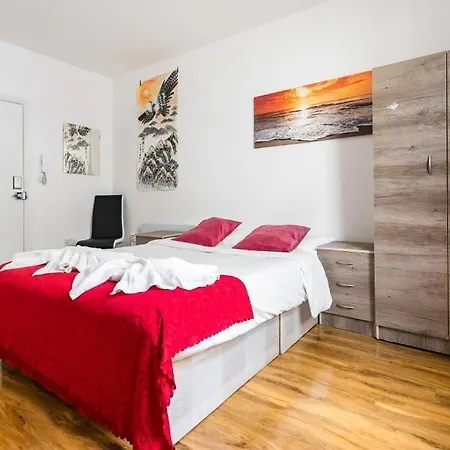 City Rooms-3
