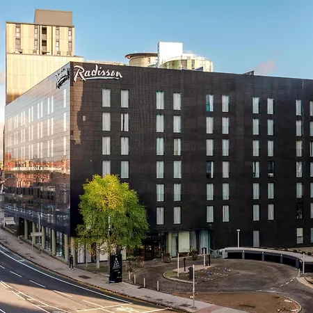 Radisson Hotel Manchester City Centre, A Verified Net Zero Hotel-2
