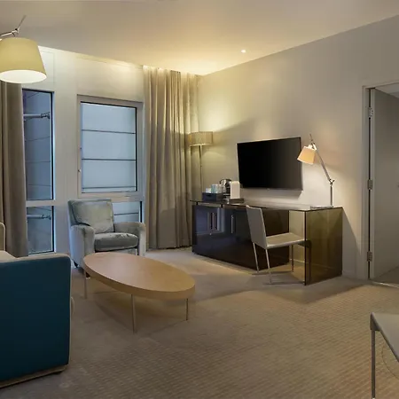 Radisson Blu Hotel, London Canary Wharf East-3