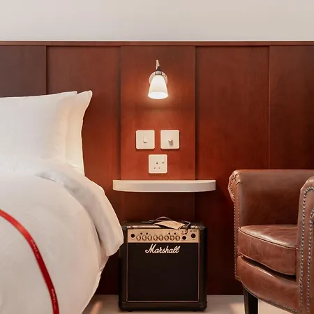 Ruby Lucy Hotel London By Ihg-3