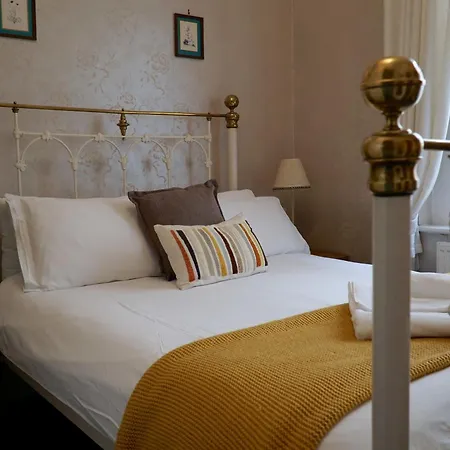 Castle House Guest House-2