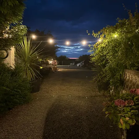 Meifod Country House Hotel-2