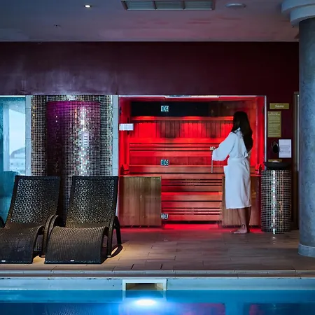 Genting Hotel & Spa At Resorts World Birmingham-3