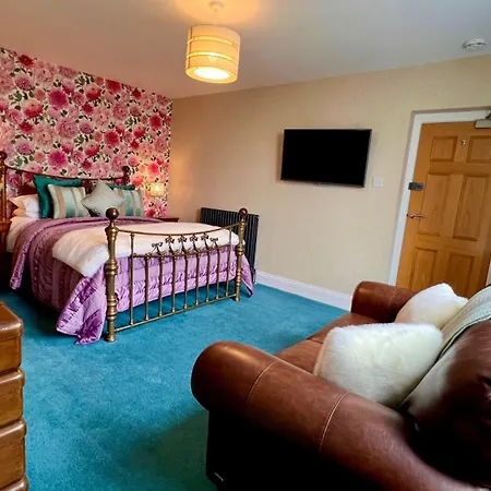 The Mainstay Luxury Boutique Rooms With Private Parking-3