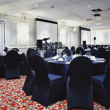 The Aberdeen Dyce Hotel-3
