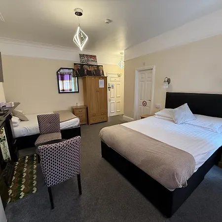 Diamonds Guest House-3