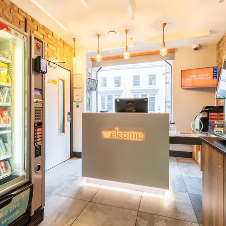 Easyhotel Liverpool-2