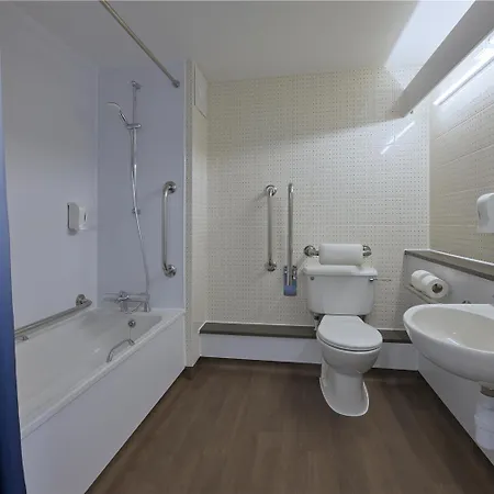 Travelodge Shrewsbury Bayston Hill-3