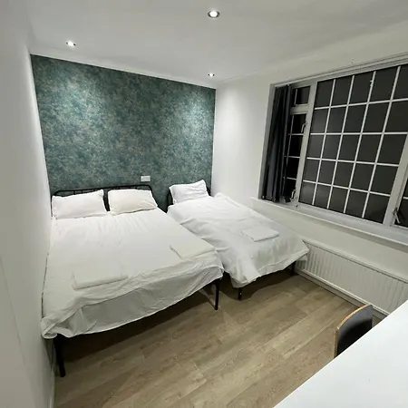 White Rose Hotel & Restaurant - Leeds-2