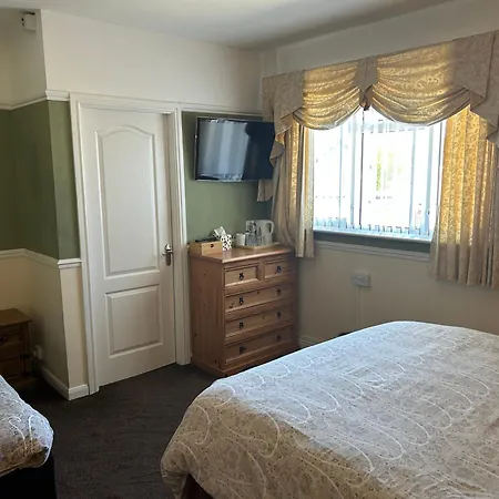 White Lodge Guest House-3
