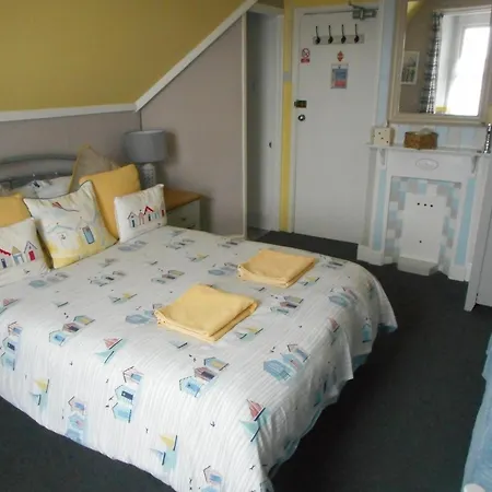 The George B&B-3