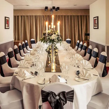 Mercure Maidstone Great Danes Hotel-3