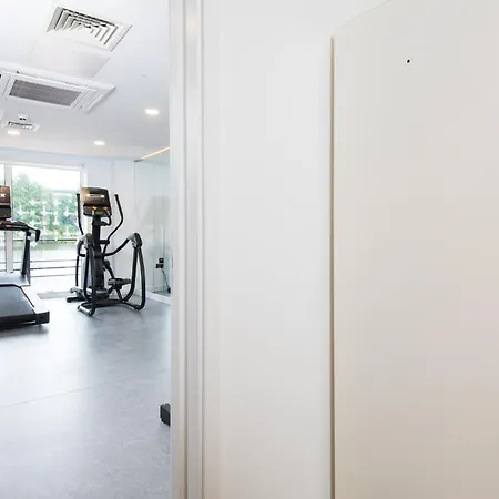 Staybridge Suites - Cardiff By Ihg-2