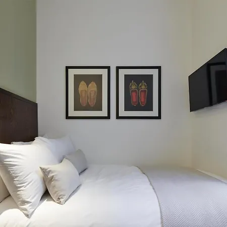Guild Hotel Marble Arch-2