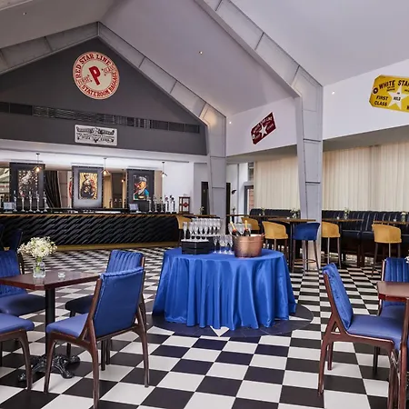 Titanic Hotel Belfast-3