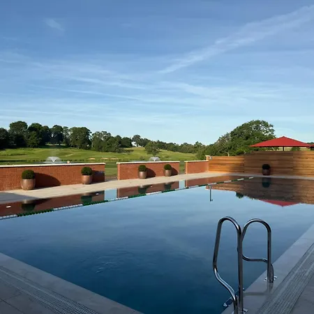 The Warwickshire Hotel And Country Club-2