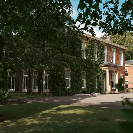 Farington Lodge Hotel-2