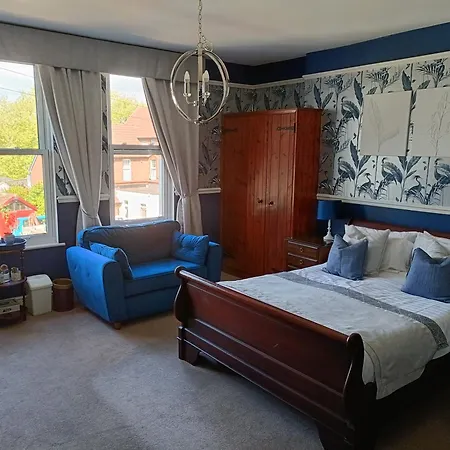 Earlston House-3