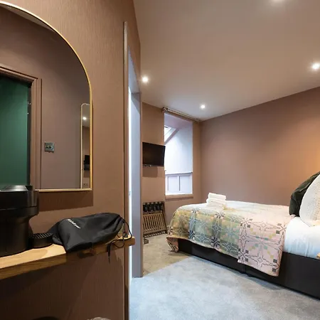 Tyn-Y-Coed Inn-3