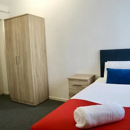City Centre Guest House - Gloucester Park-3